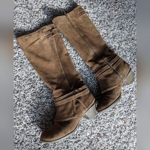 Brown Suede Heeled Boots